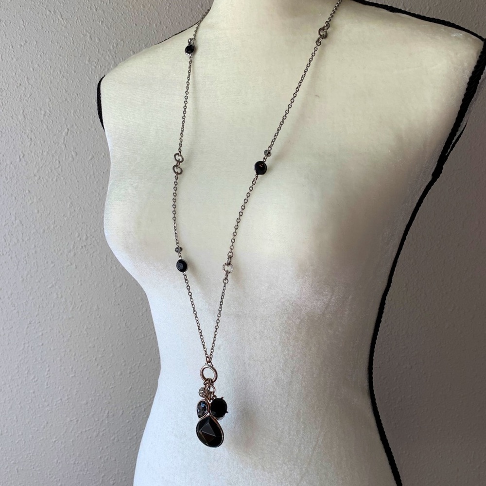 Vintage charm, long necklace!
